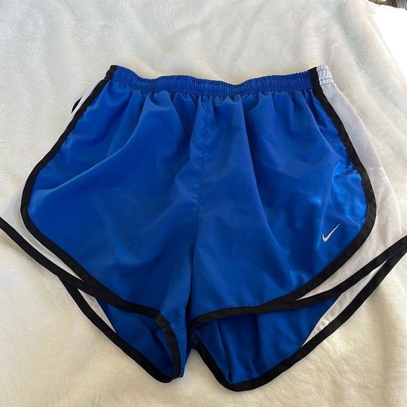 Nike Running Shorts - Picture 1 of 3